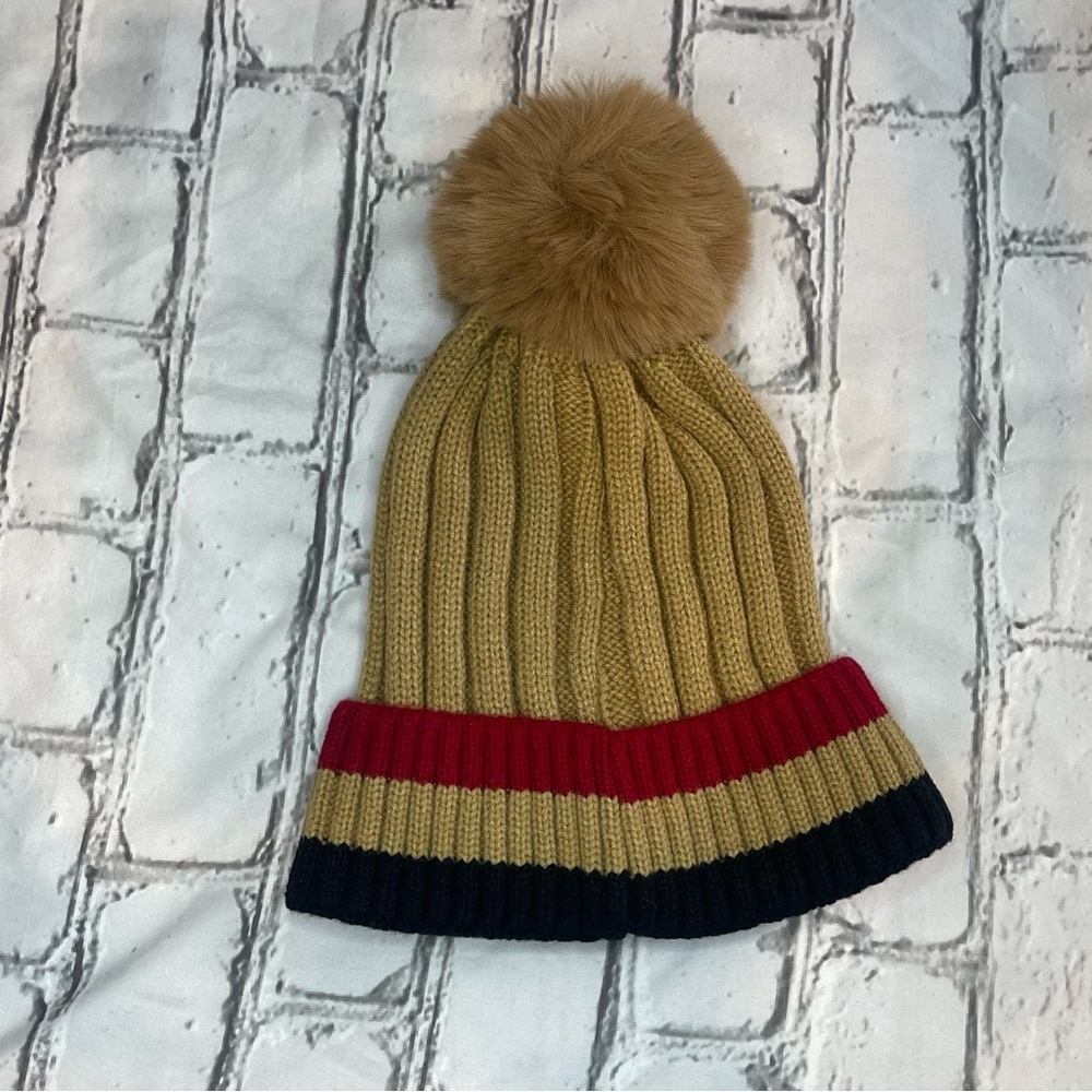 D&Y Rib Knit Beanie with Two Tone Cuff and Faux Fur Pom - Picture 4 of 5